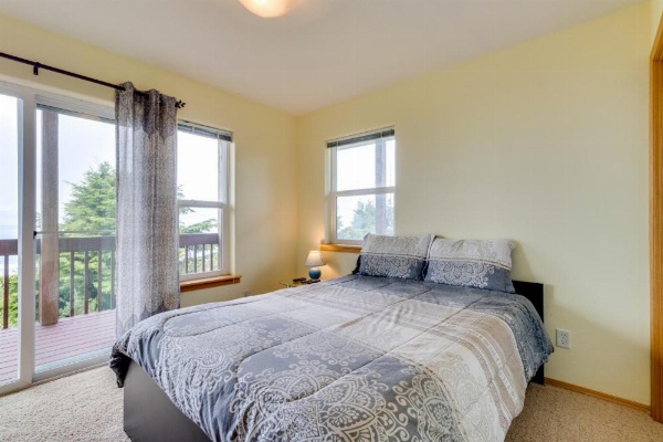 Pacific Coast Views image 27